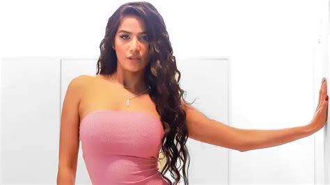 Vídeos pornôs com Poonam Pandey 